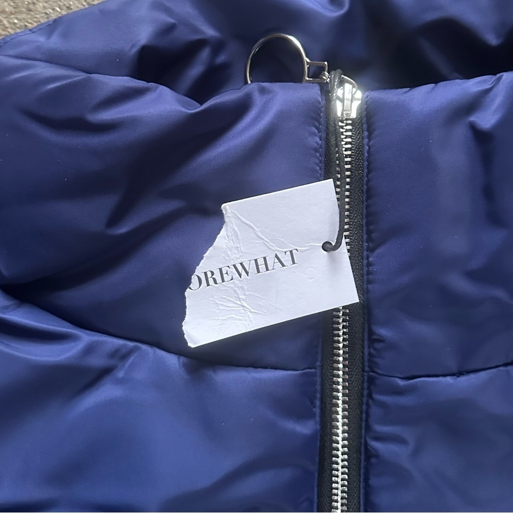 NWT WeWoreWhat Color Blocked Quilted Puffer Jacket in Navy/Black Size Medium - Picture 5 of 9